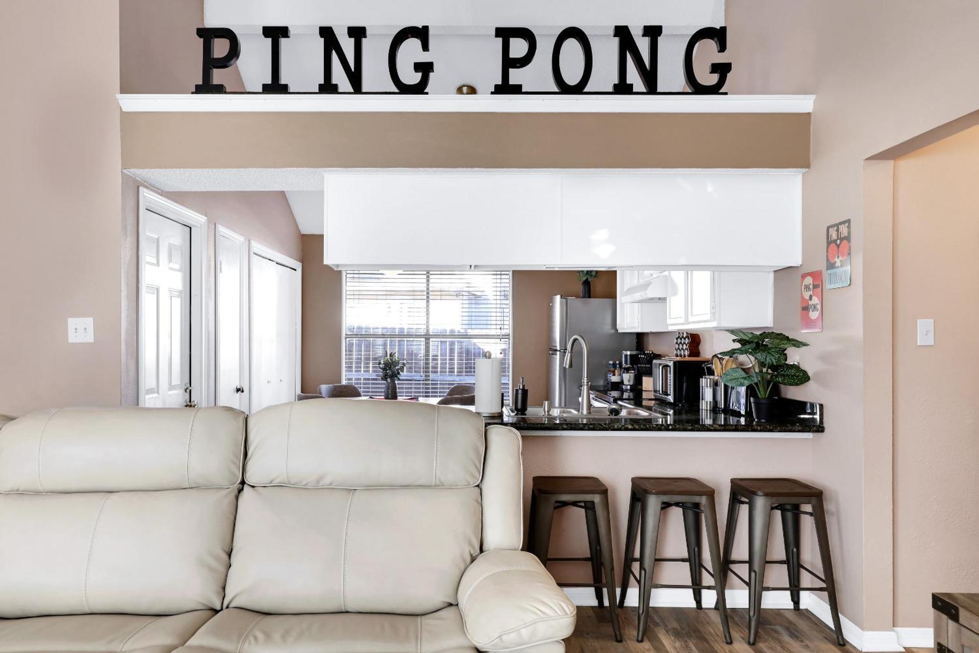 Pong - A Birdy Vacation Rental ซานอันโตนิโอ ภายนอก รูปภาพ