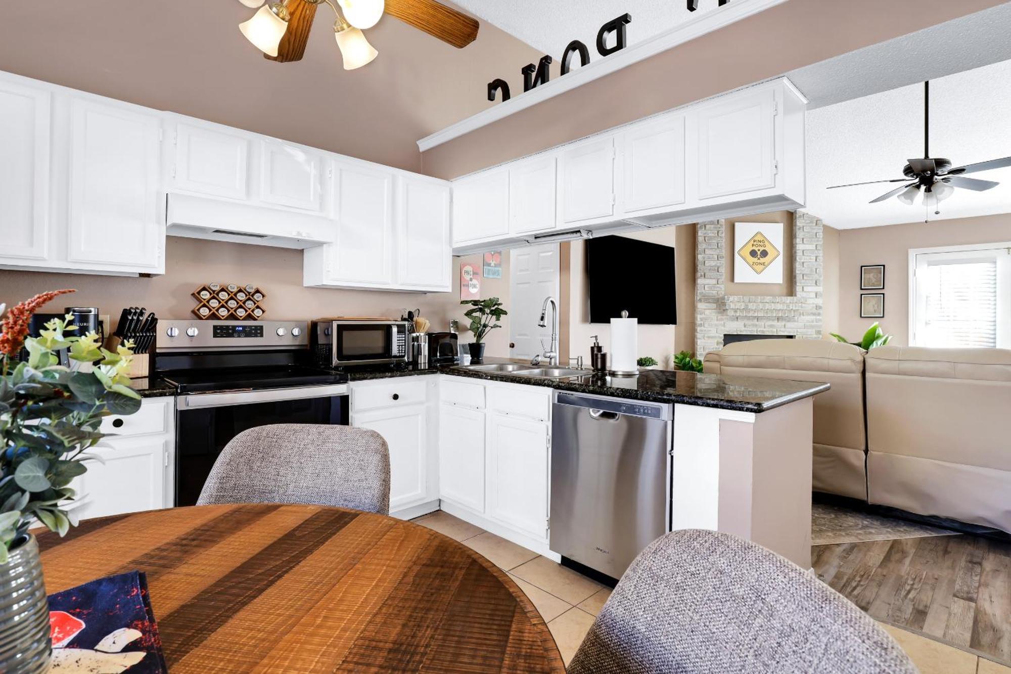 Pong - A Birdy Vacation Rental ซานอันโตนิโอ ภายนอก รูปภาพ