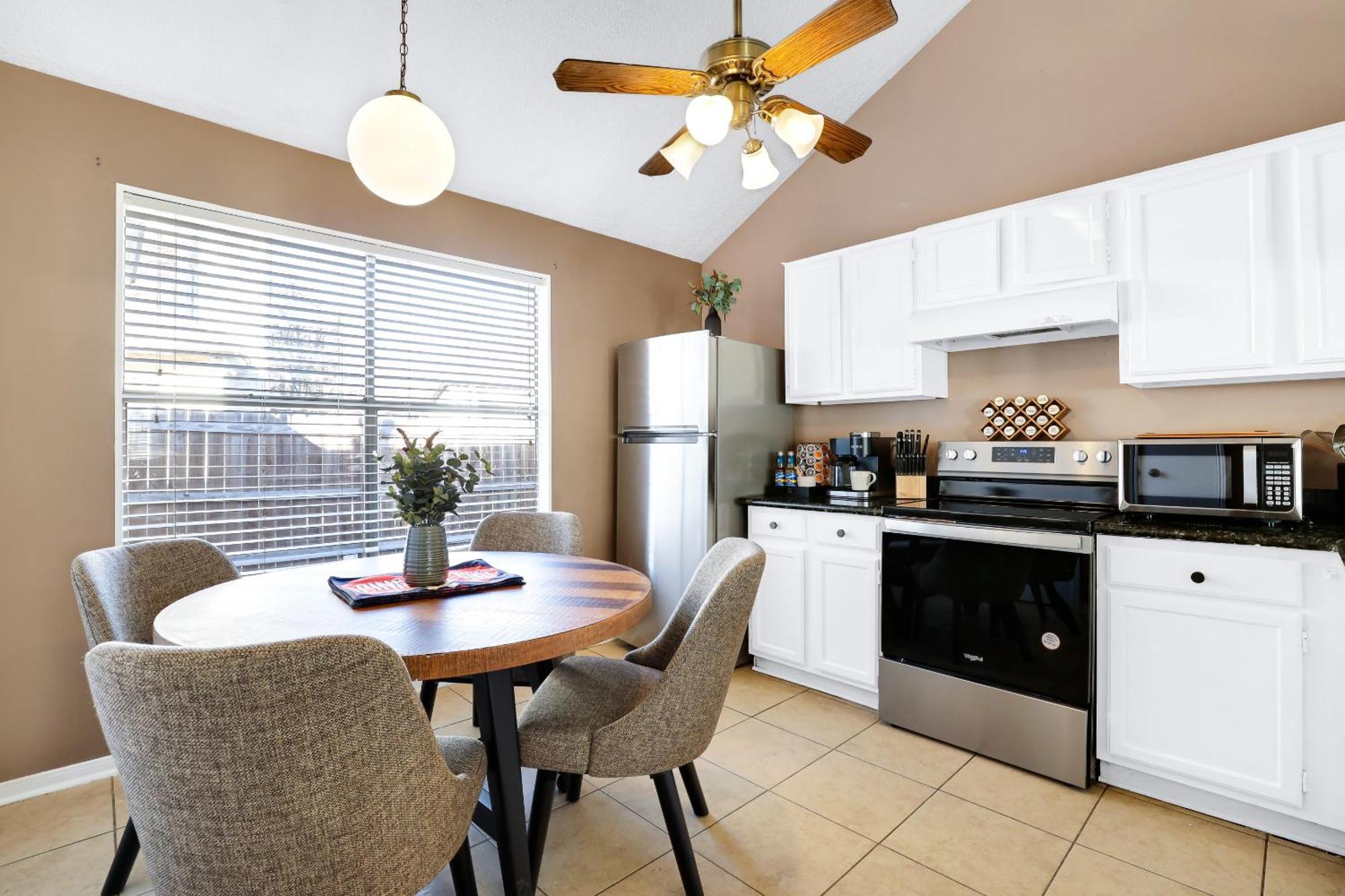 Pong - A Birdy Vacation Rental ซานอันโตนิโอ ภายนอก รูปภาพ