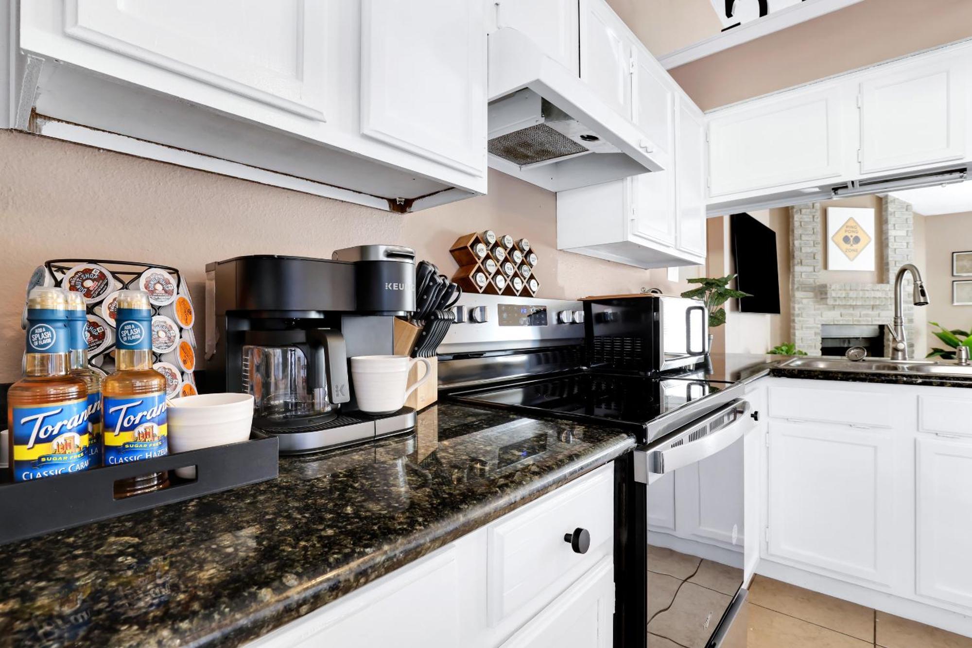 Pong - A Birdy Vacation Rental ซานอันโตนิโอ ภายนอก รูปภาพ